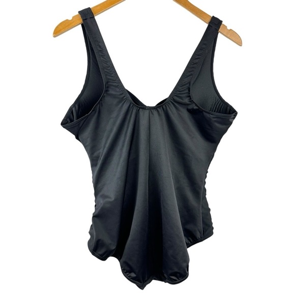 Miraclesuit Plus Size 20W Escape Underwire One Piece Swimsuit Must Haves Black - Picture 6 of 15